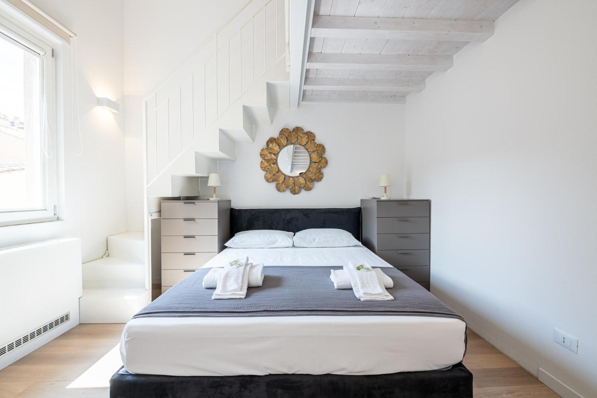 Algila Lifestyle Tornabuoni Apartments Firenze Bagian luar foto