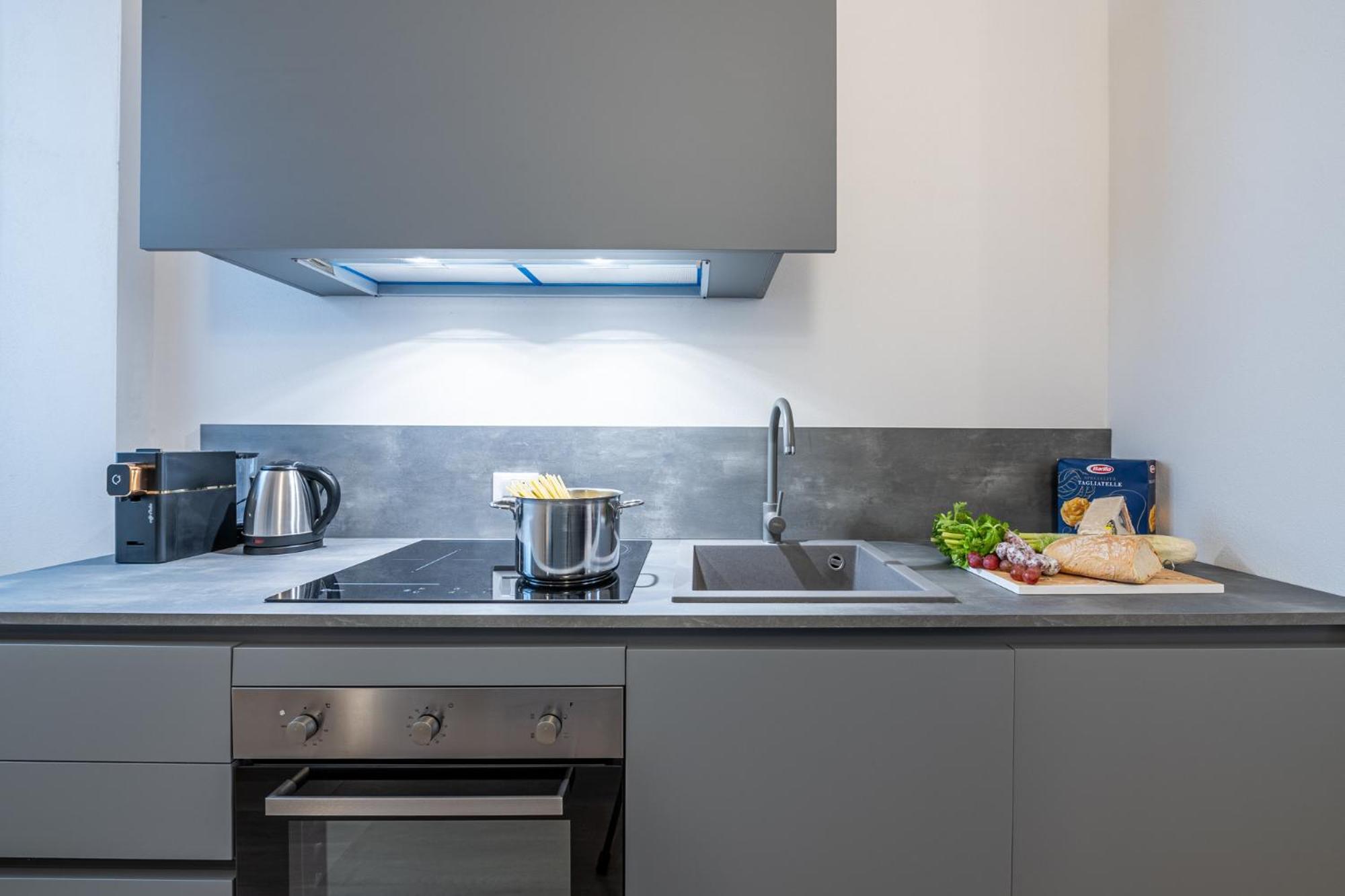 Algila Lifestyle Tornabuoni Apartments Firenze Bagian luar foto