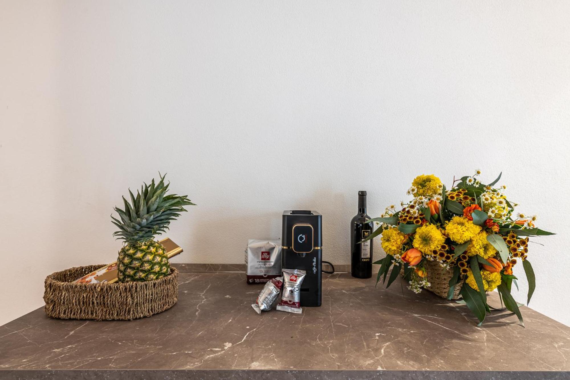 Algila Lifestyle Tornabuoni Apartments Firenze Bagian luar foto