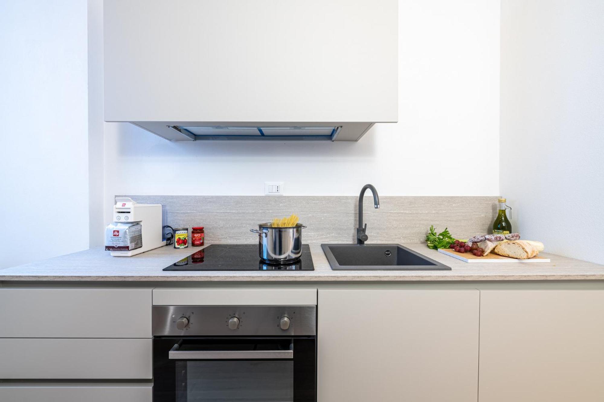Algila Lifestyle Tornabuoni Apartments Firenze Bagian luar foto